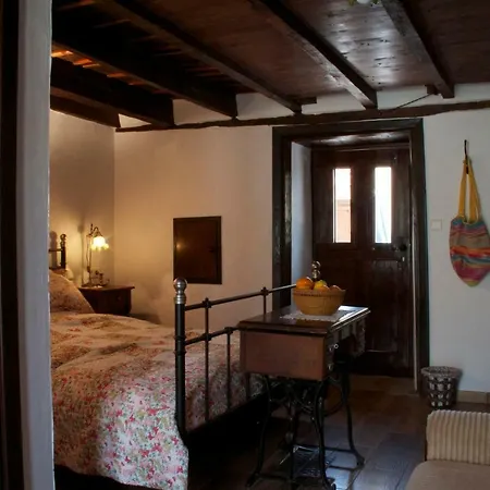 Rural Casa Lena Отель Чарко-дель-Пино